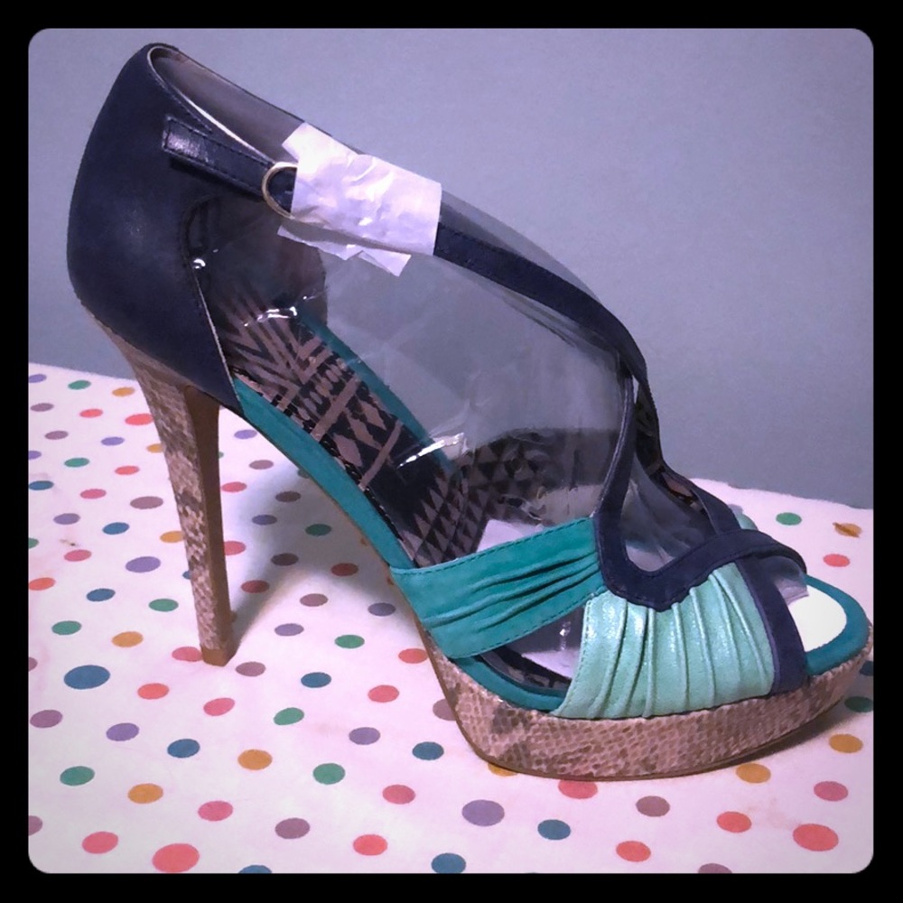 Super Stylish Jessica Simpson Heels